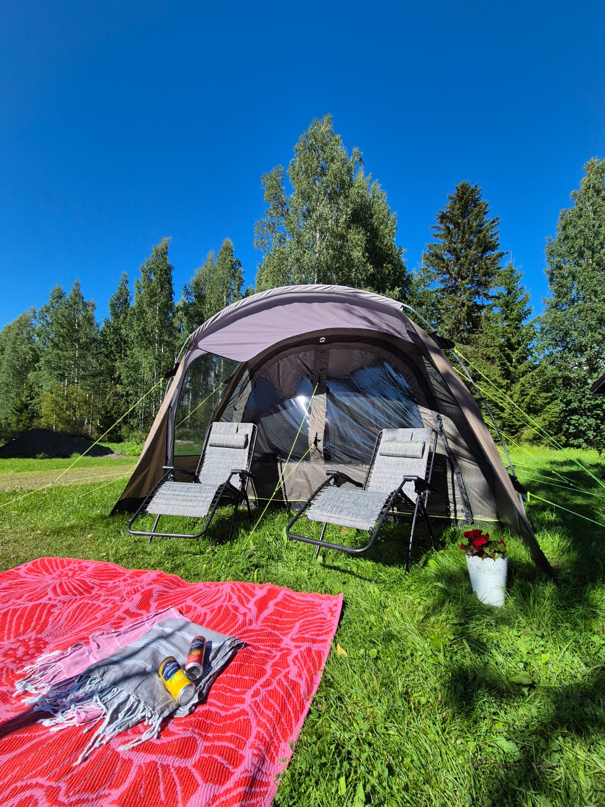 5 hengen perheteltta / lisämajoitus mökille ja pihajuhliin – outwell greenwood 5
