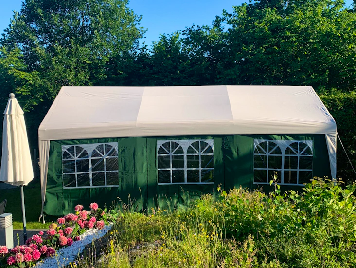 Kult party telt opp til 20 personer