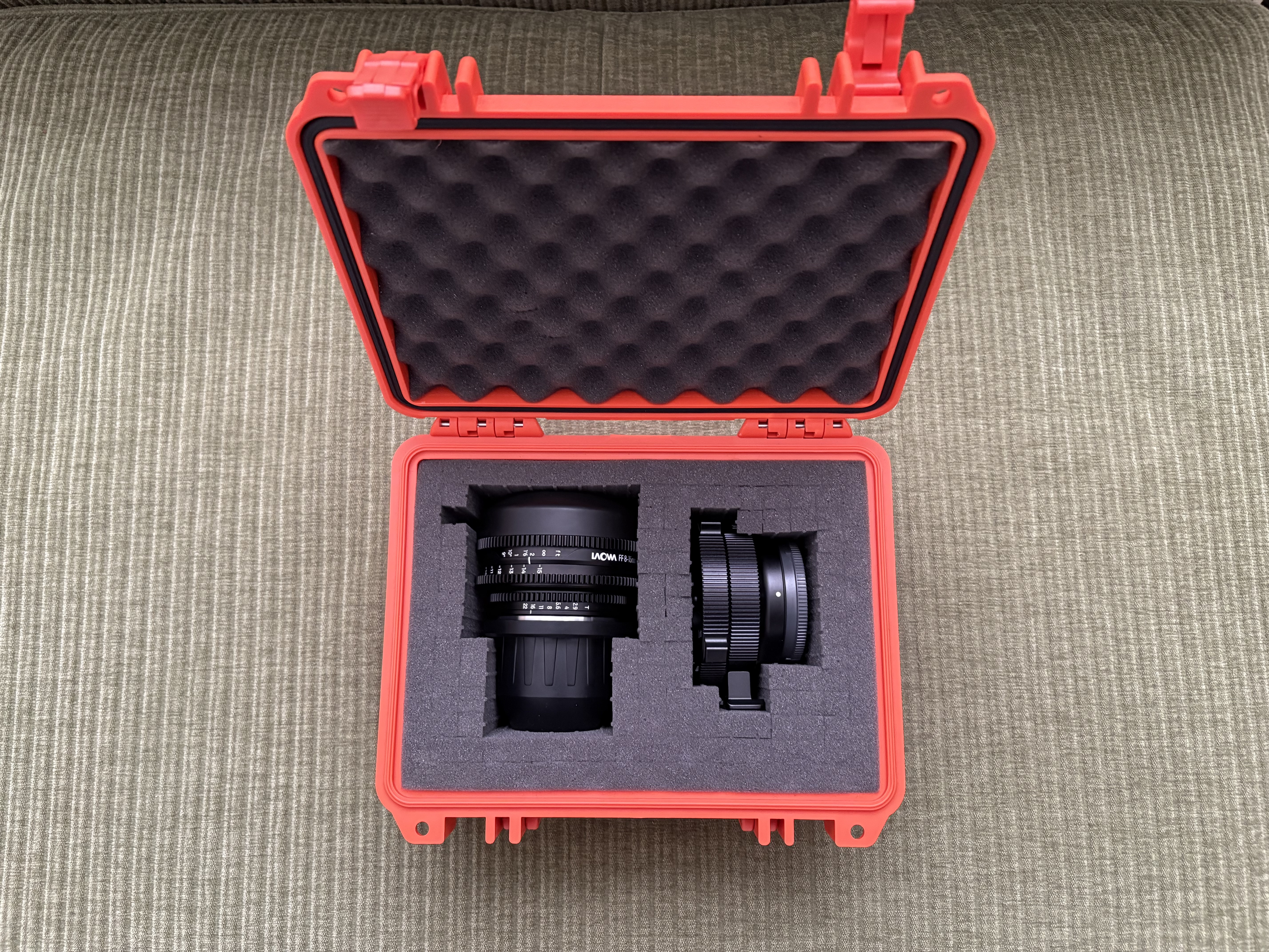 Laowa 8-15mm t2.9 ff zoom fisheye cine lens - pl mount with e mount adapter