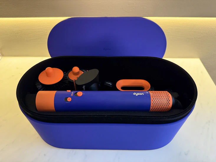 Dyson airwrap id long & wavy – hårstyler til leie, perfekt til fest, bryllup, konfirmasjon
