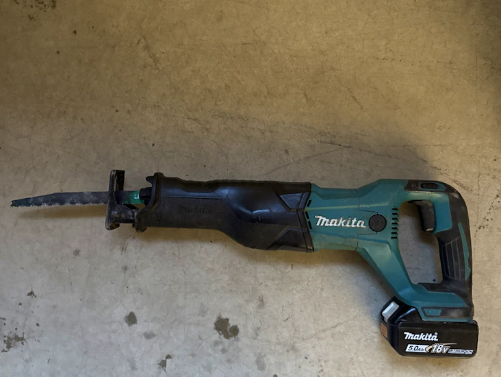 Makita tigersåg 18v