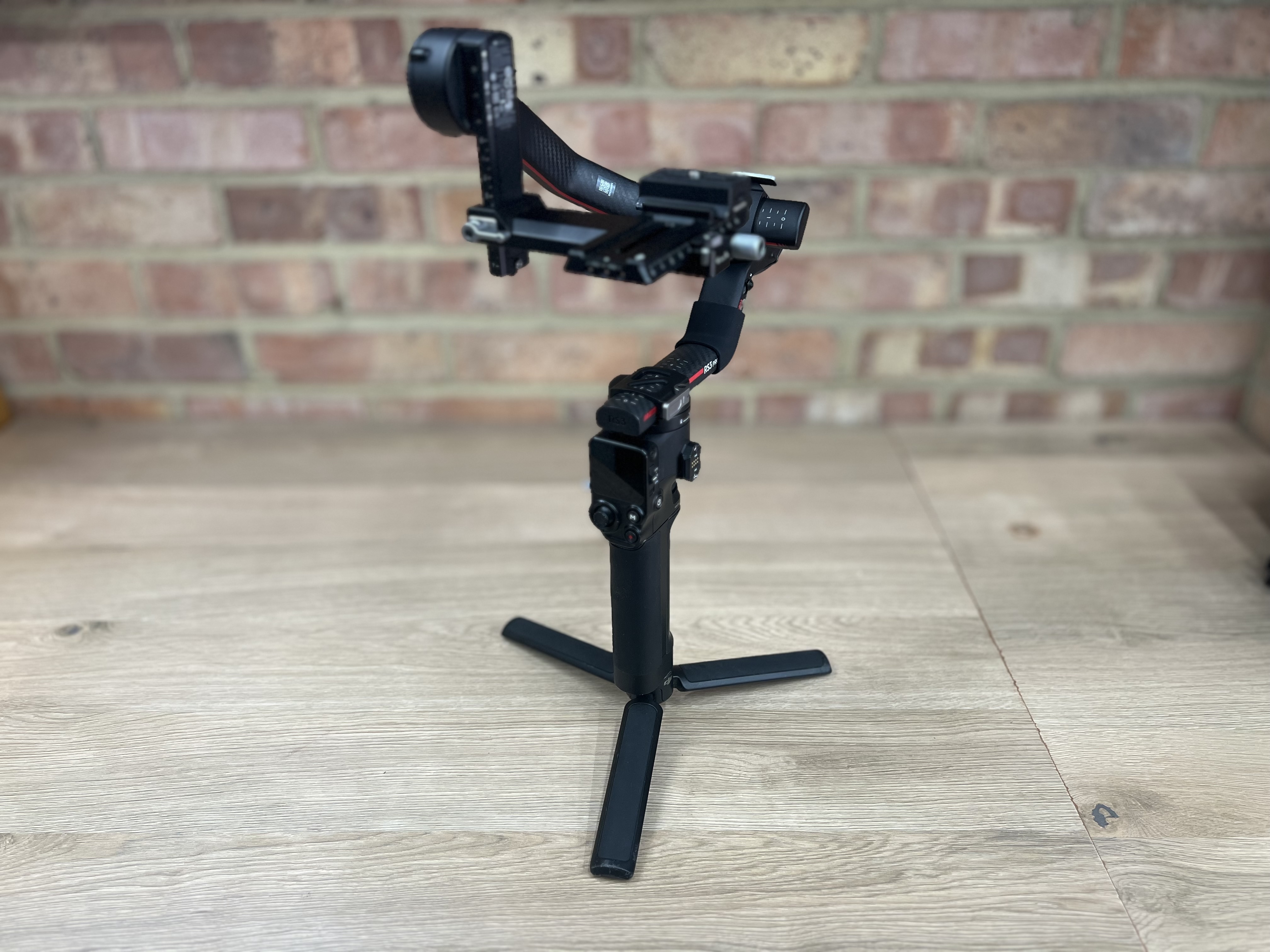 Dji ronin rs3 pro gimbal and accessories