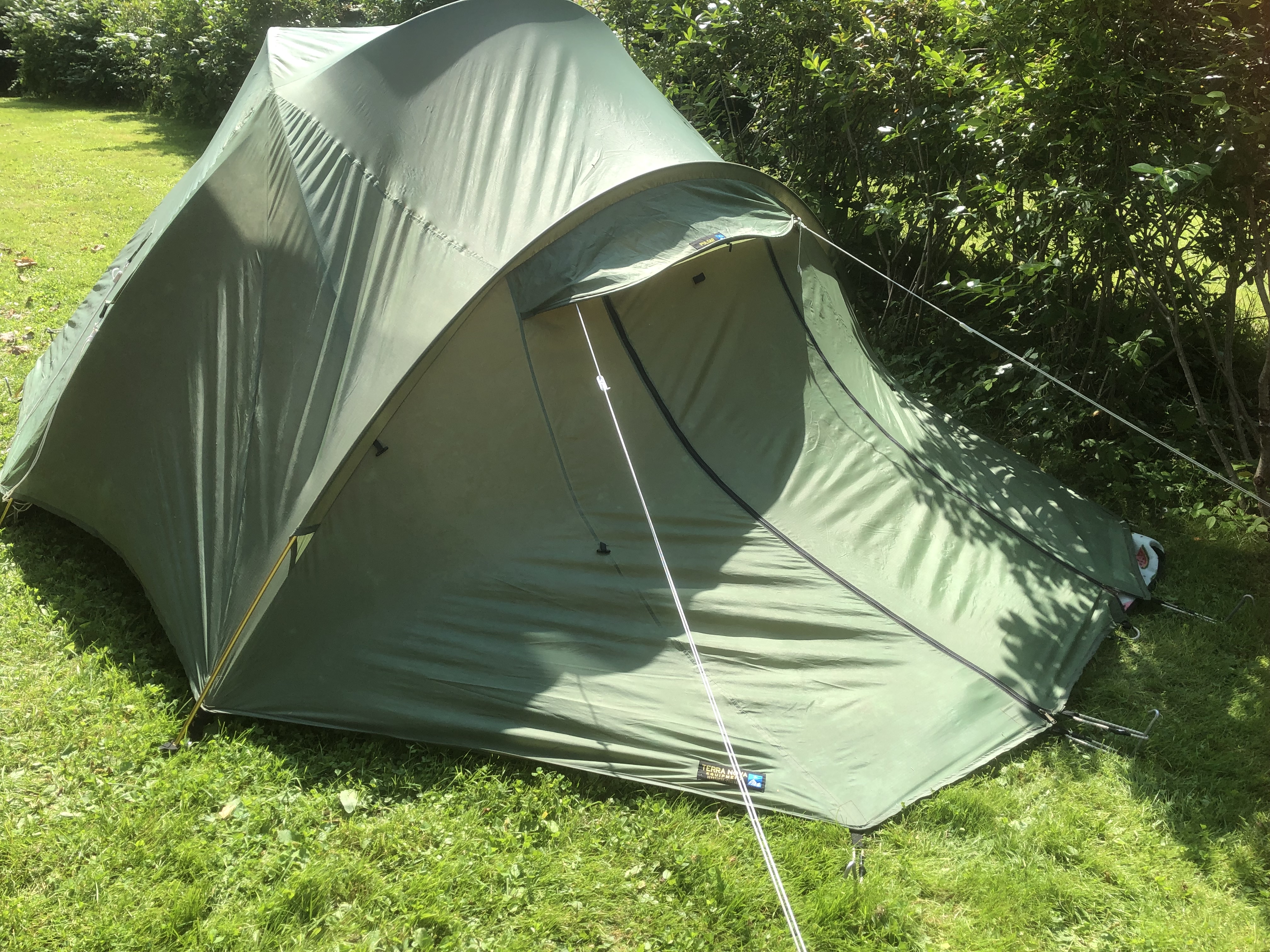 Telt med overtelt for 2-3 personer