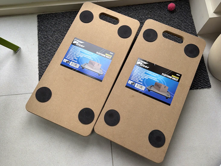 2 x wheeled platform dolly for moving boxes and furnituren