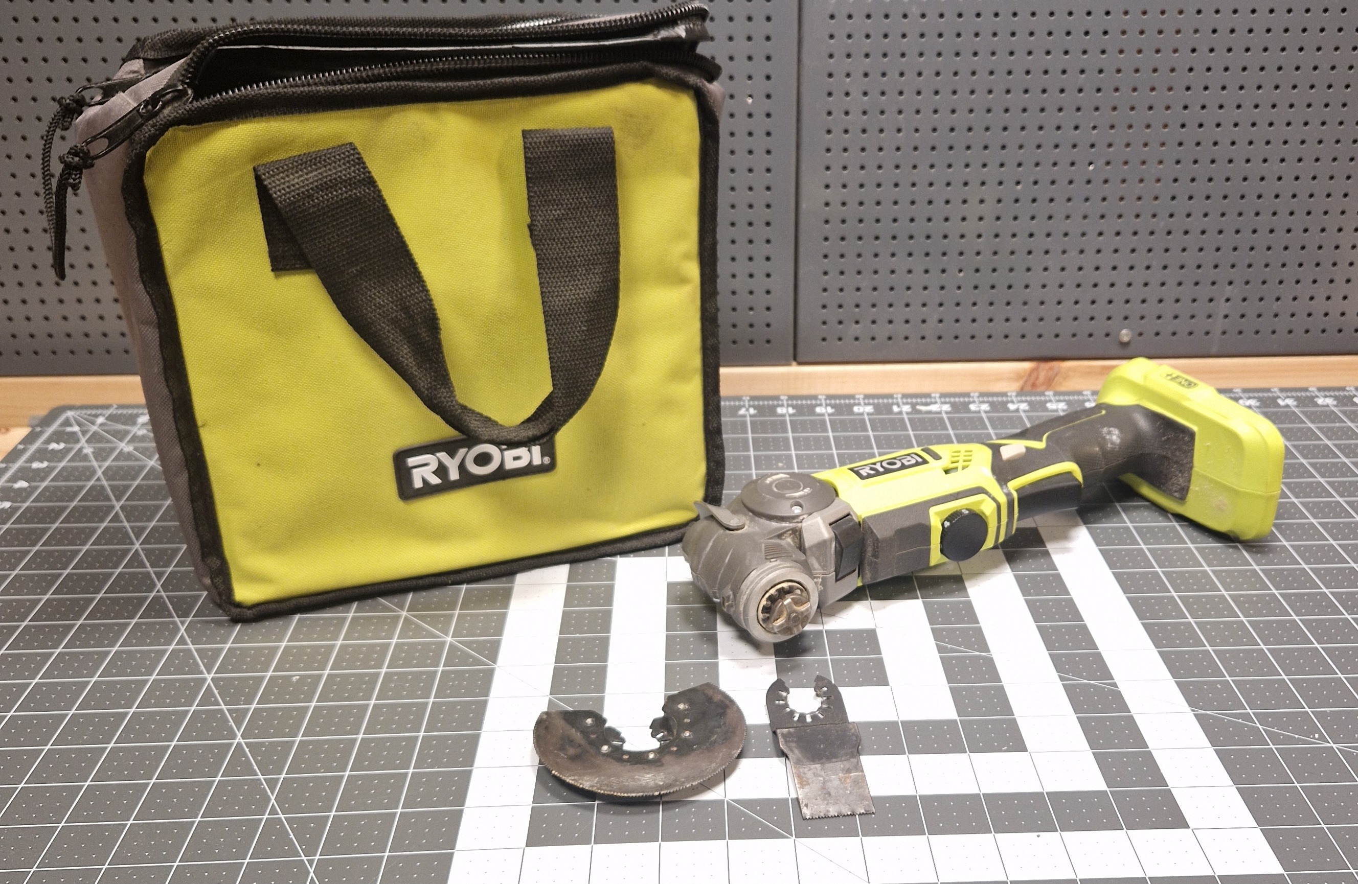 Ryobi r18mt-o multiverktøy