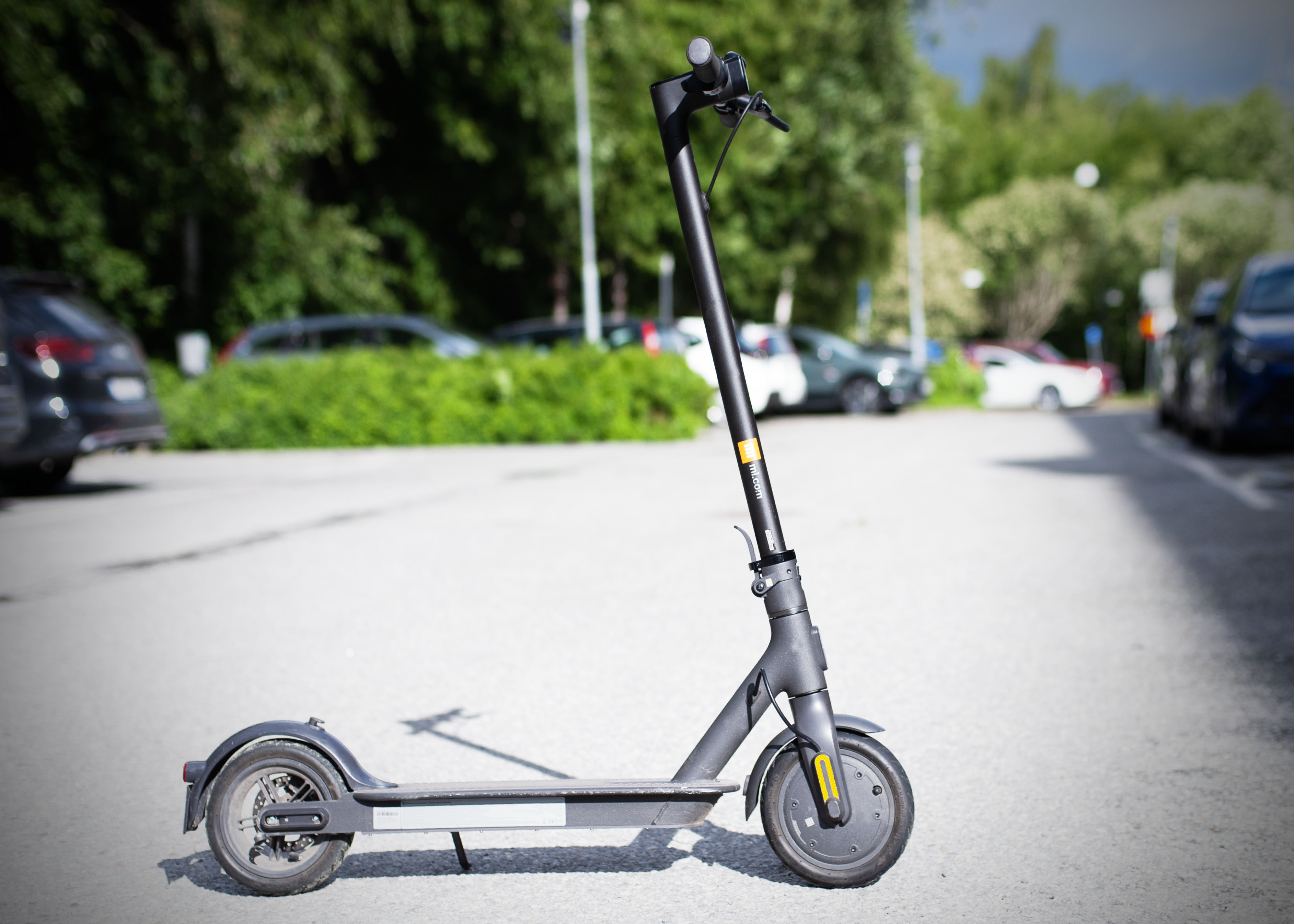 Xiaomi mi electric scooter essential