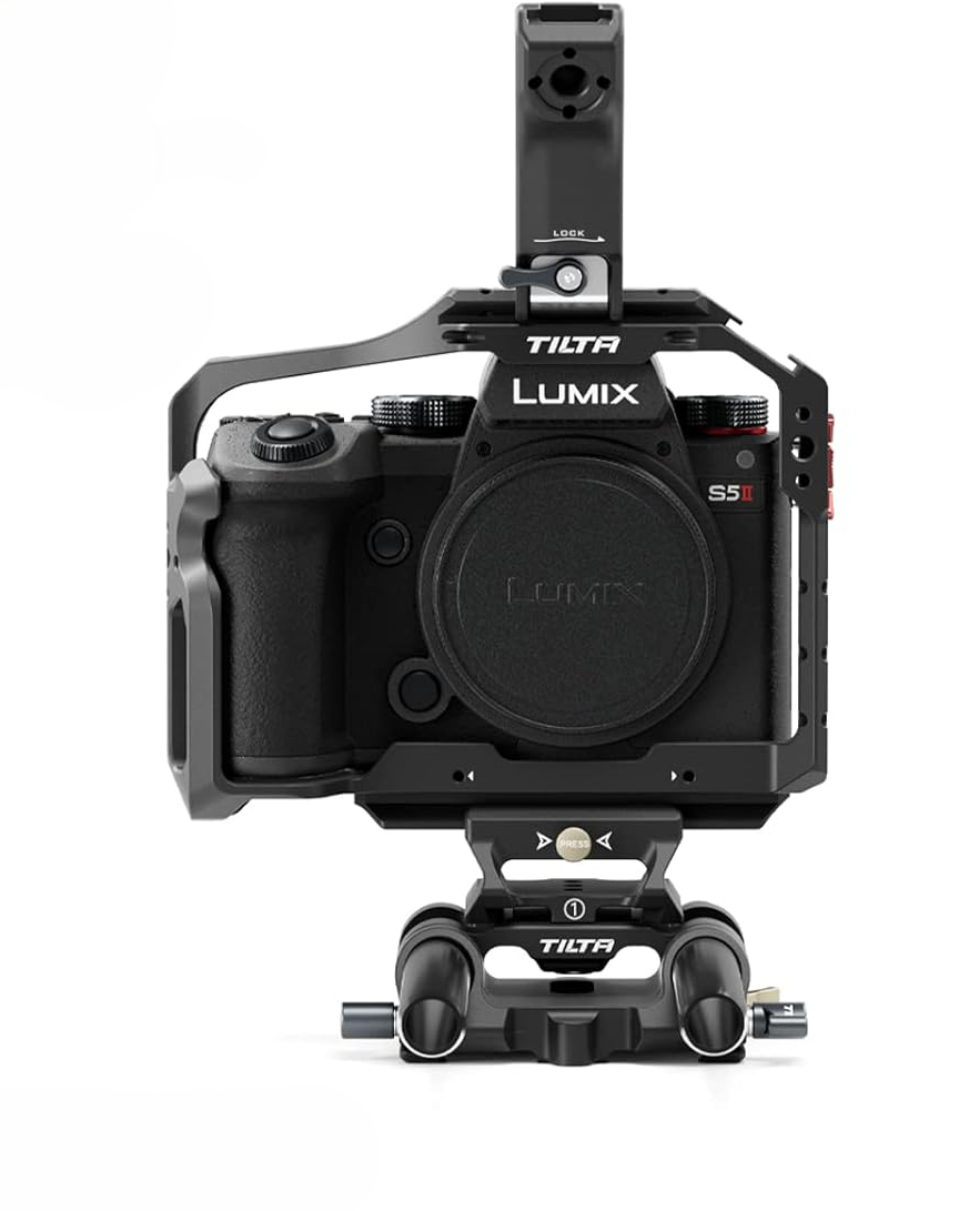 Panasonic lumix s5iix + tilta full cage kit (full frame cinema setup)