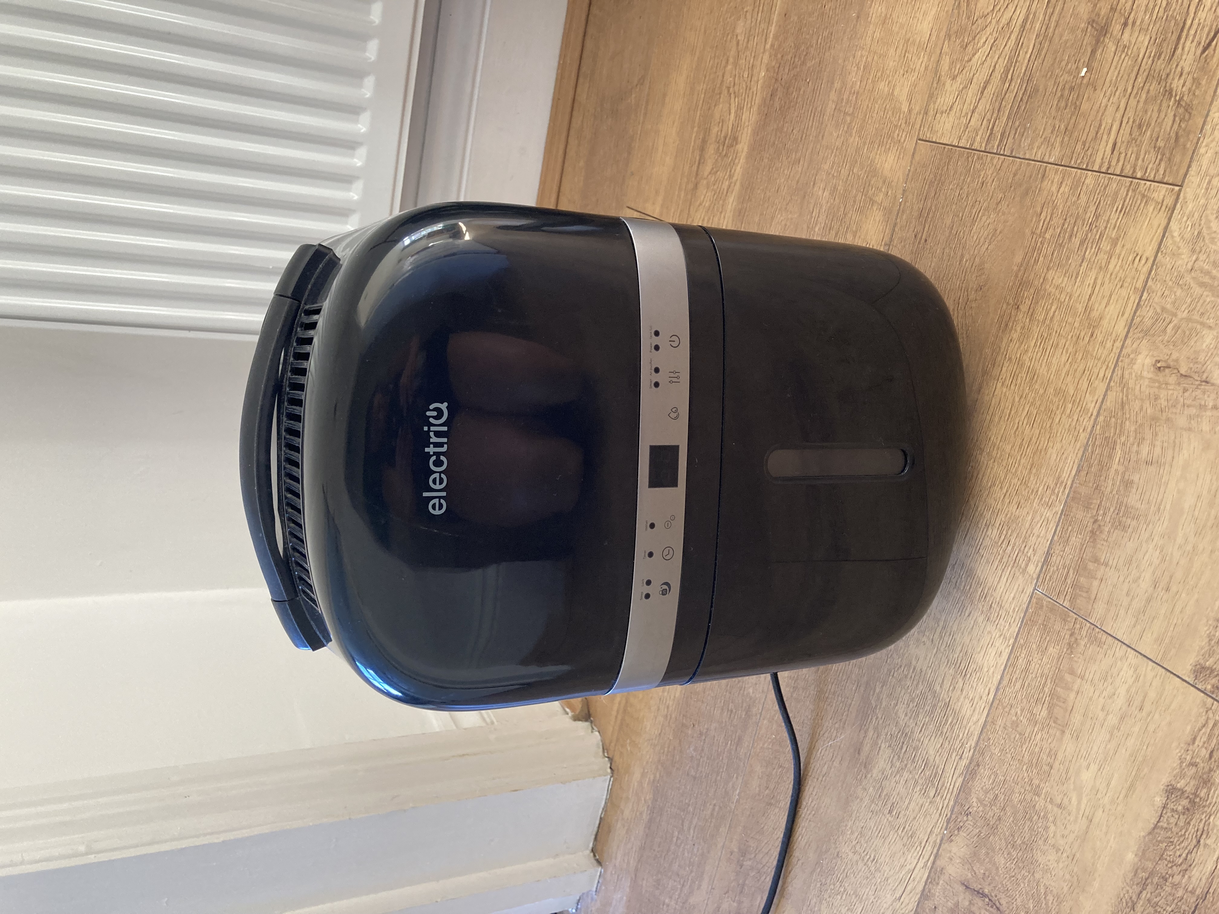 Electriq dehumidifier