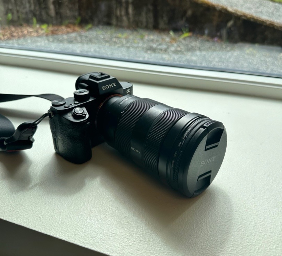 42mp sony a7rii med batterigrep og 24-70 f2.8