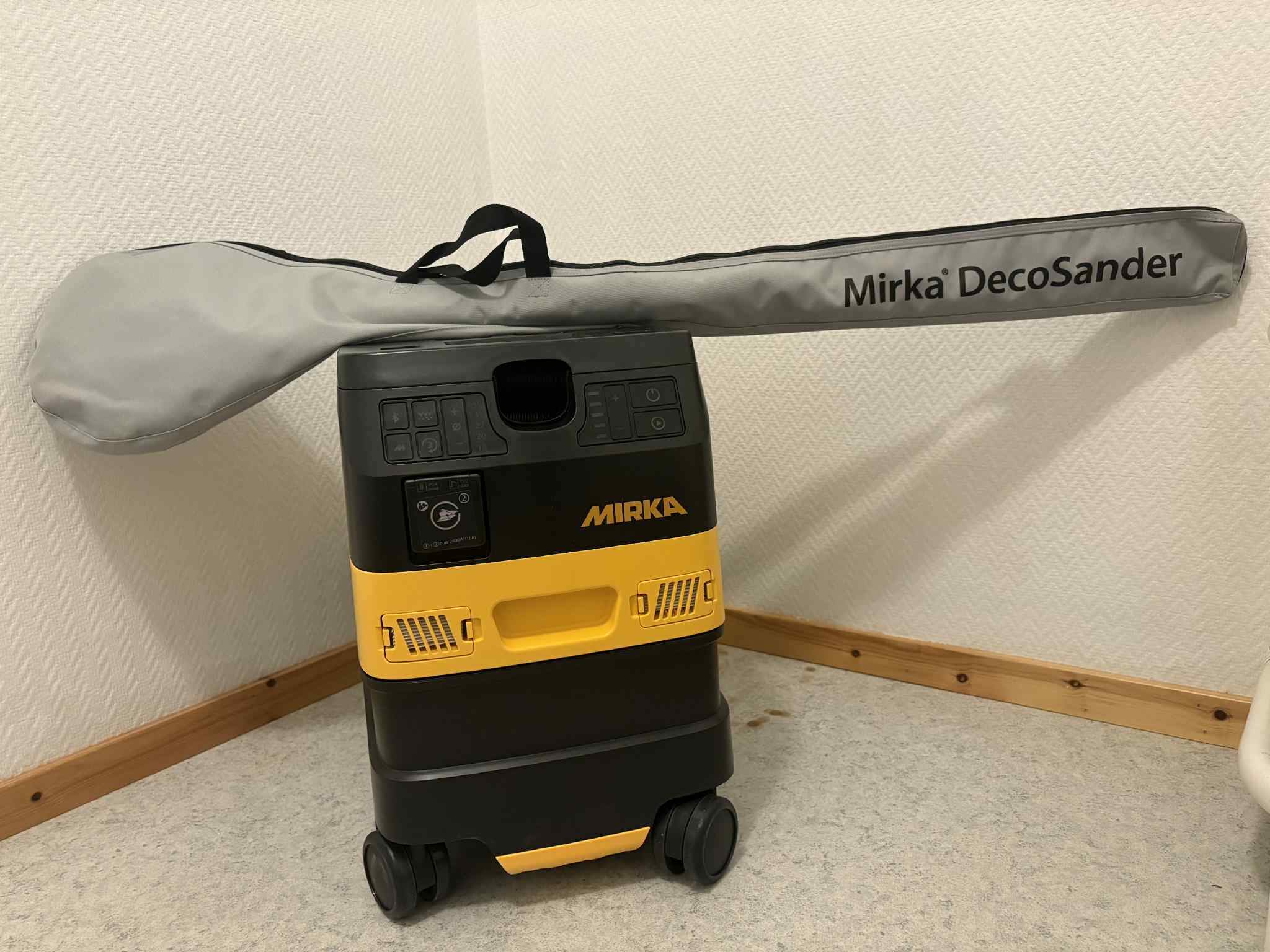 Støvfri vegg- og taksliping!