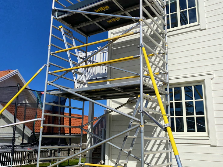 Rullställning / byggställning upp till 8,2m arbetshöjd