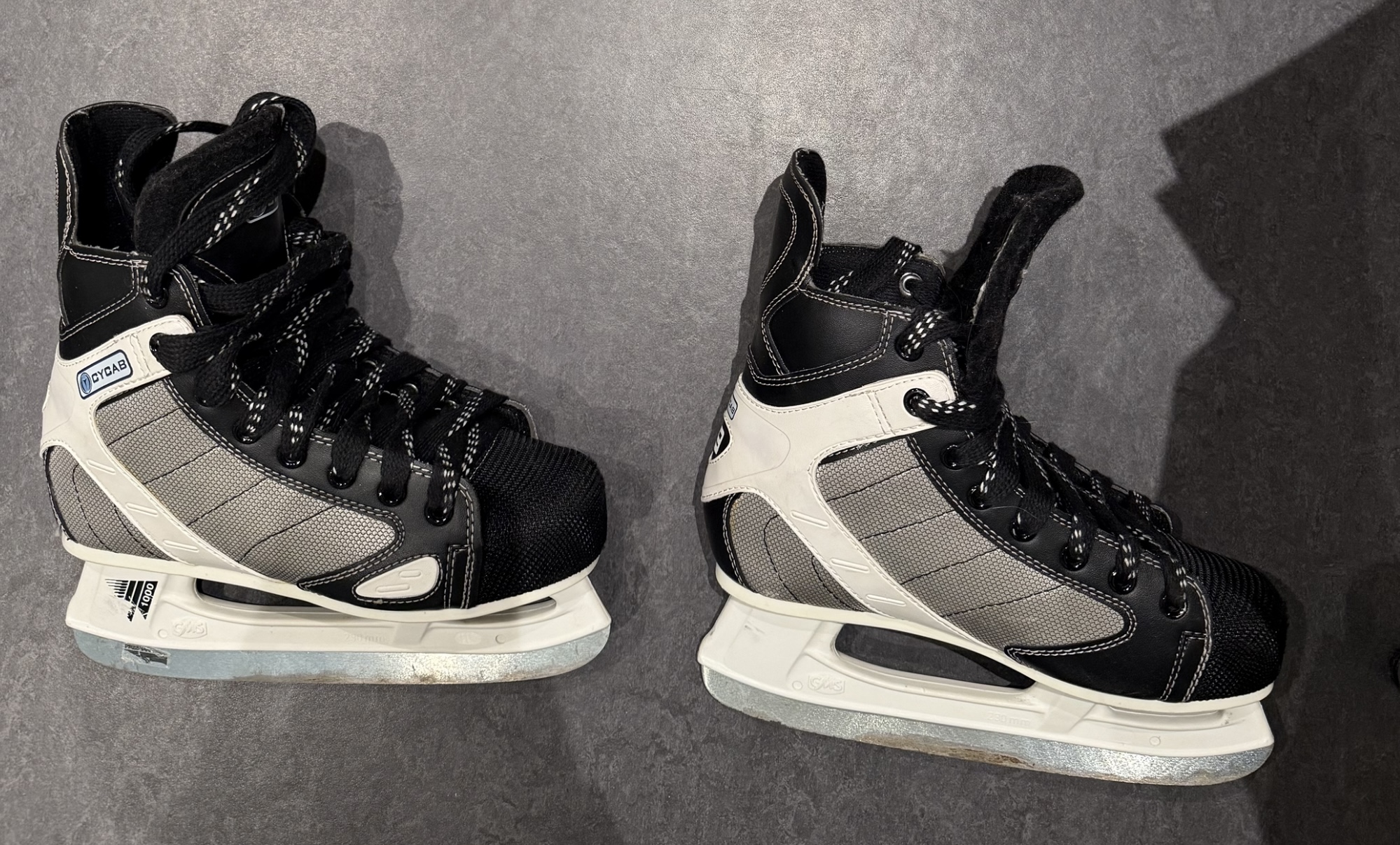 Skøyter str. 34, 37 og 42