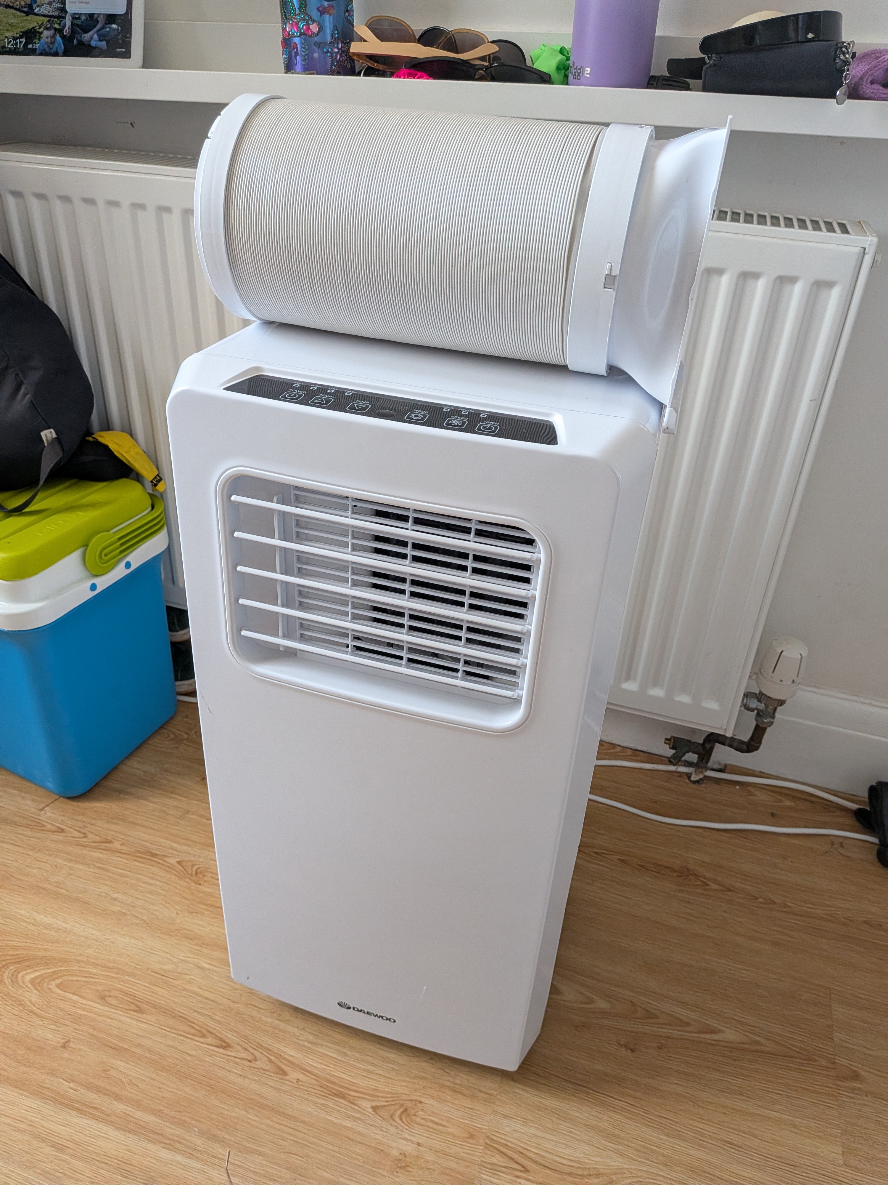 Portable air conditioning unit