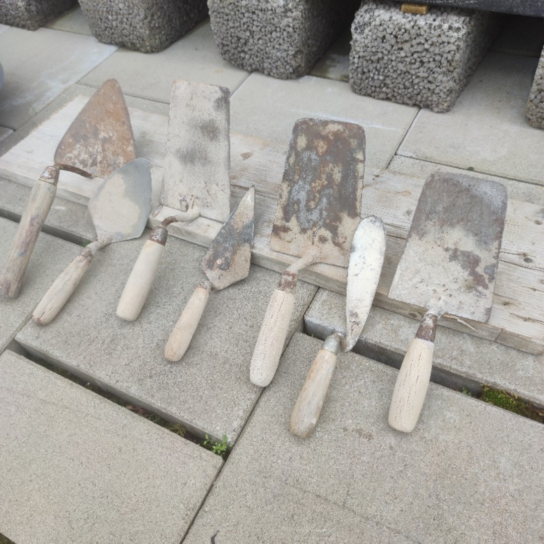 Allehanda puts och murverktyg, visp, borste