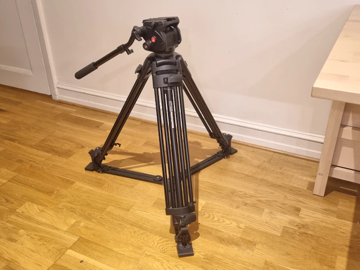 Manfrotto 525mvb + 503hdv