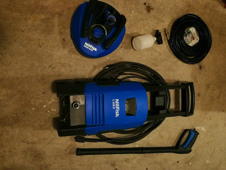 Nilfisk högtryckstvätt m tillbehör