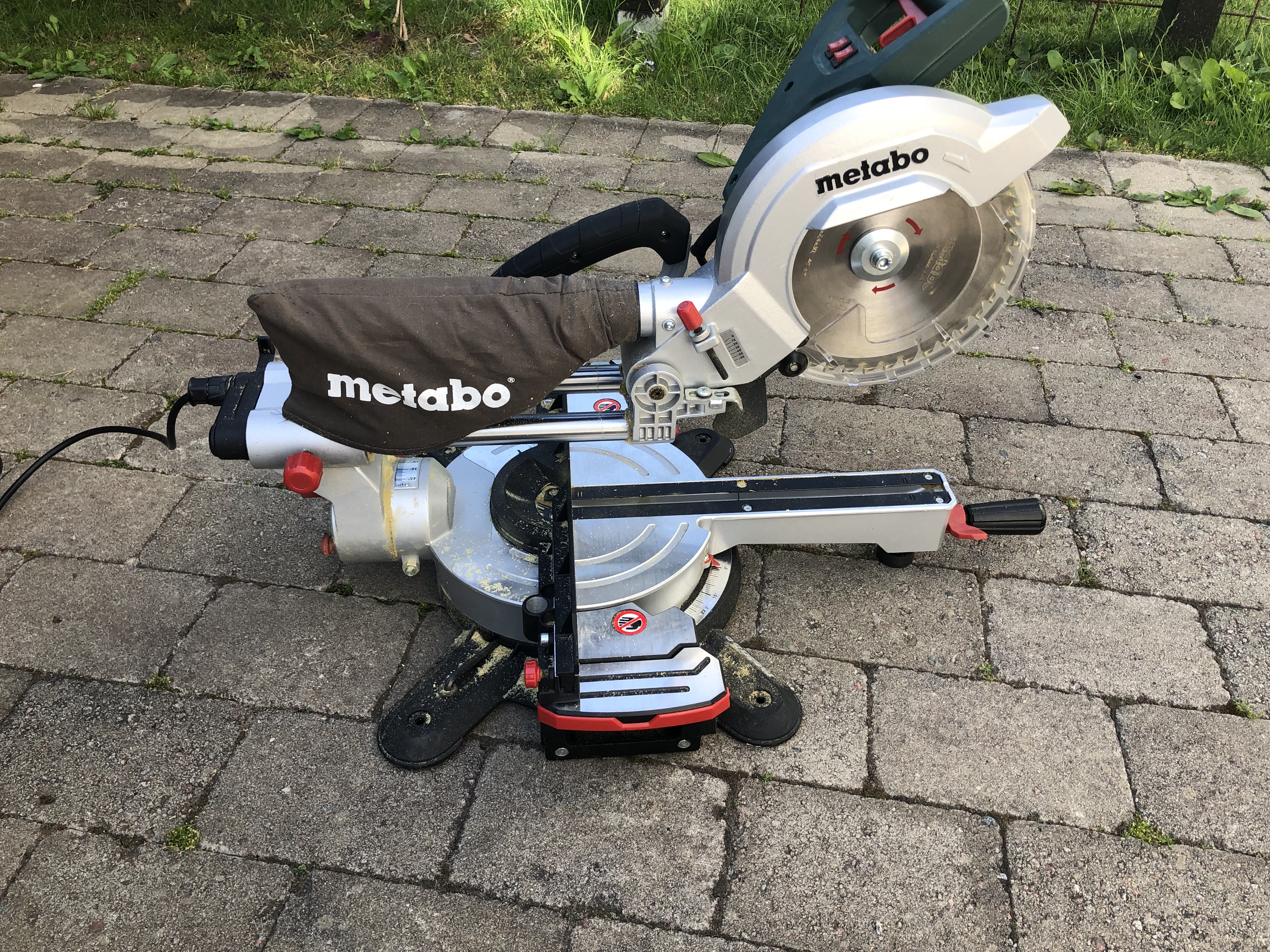 Metabo kap- & gersåg med lasermått 