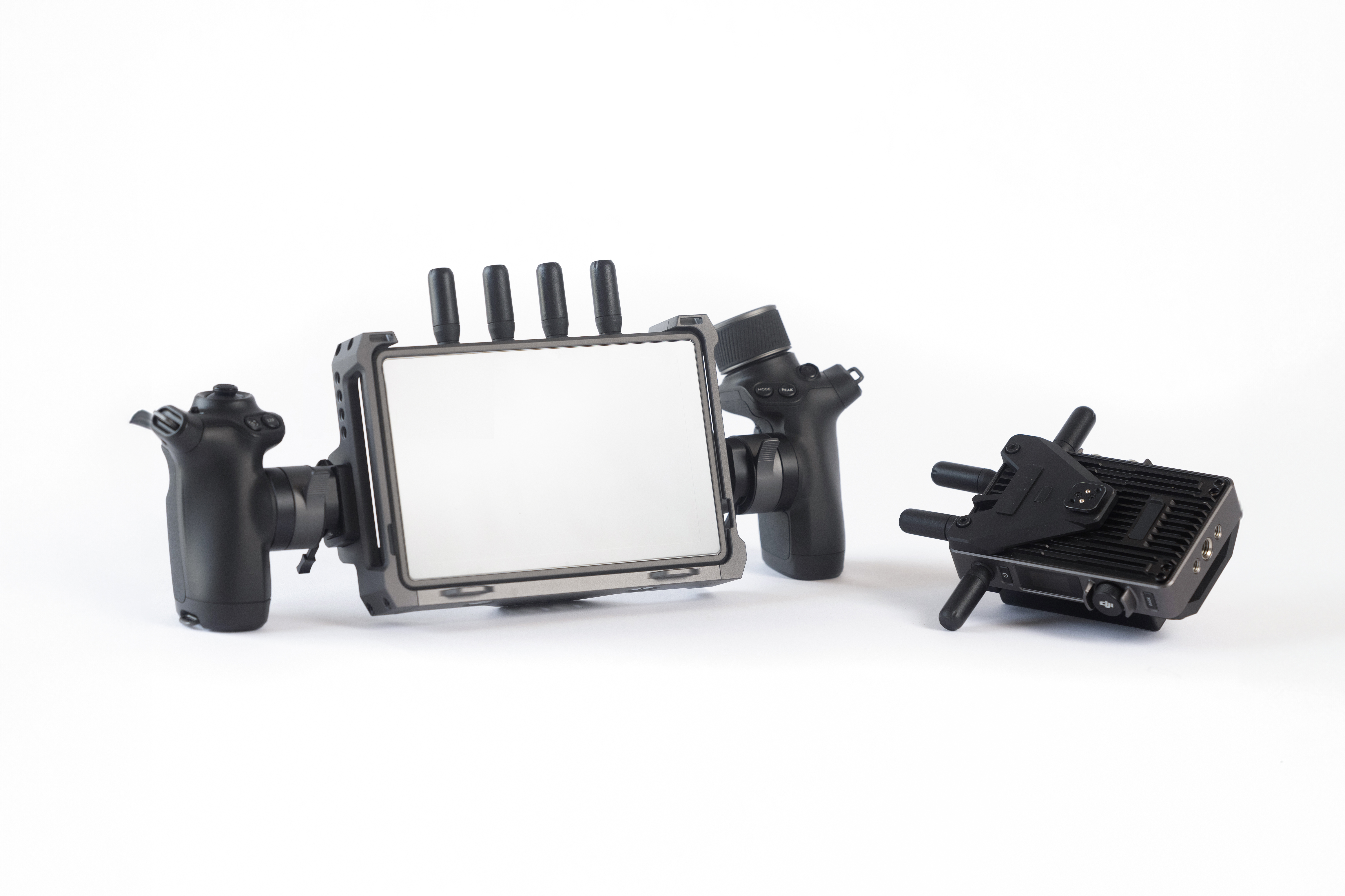 Dji transmission system with ronin 4d grips