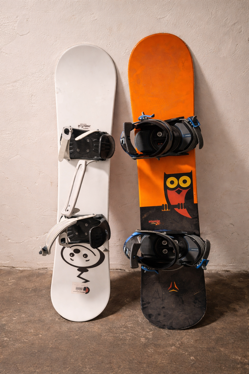 Hvit/orange snowboard – lengde 100/129 cm 