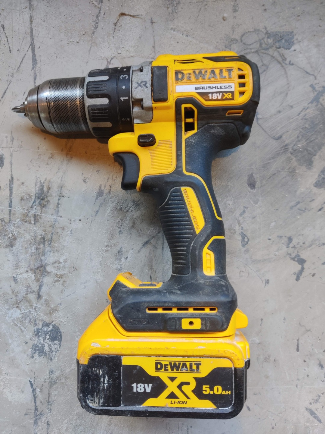Dewalt skrutrekker xr børsteløs - dcd791p2 