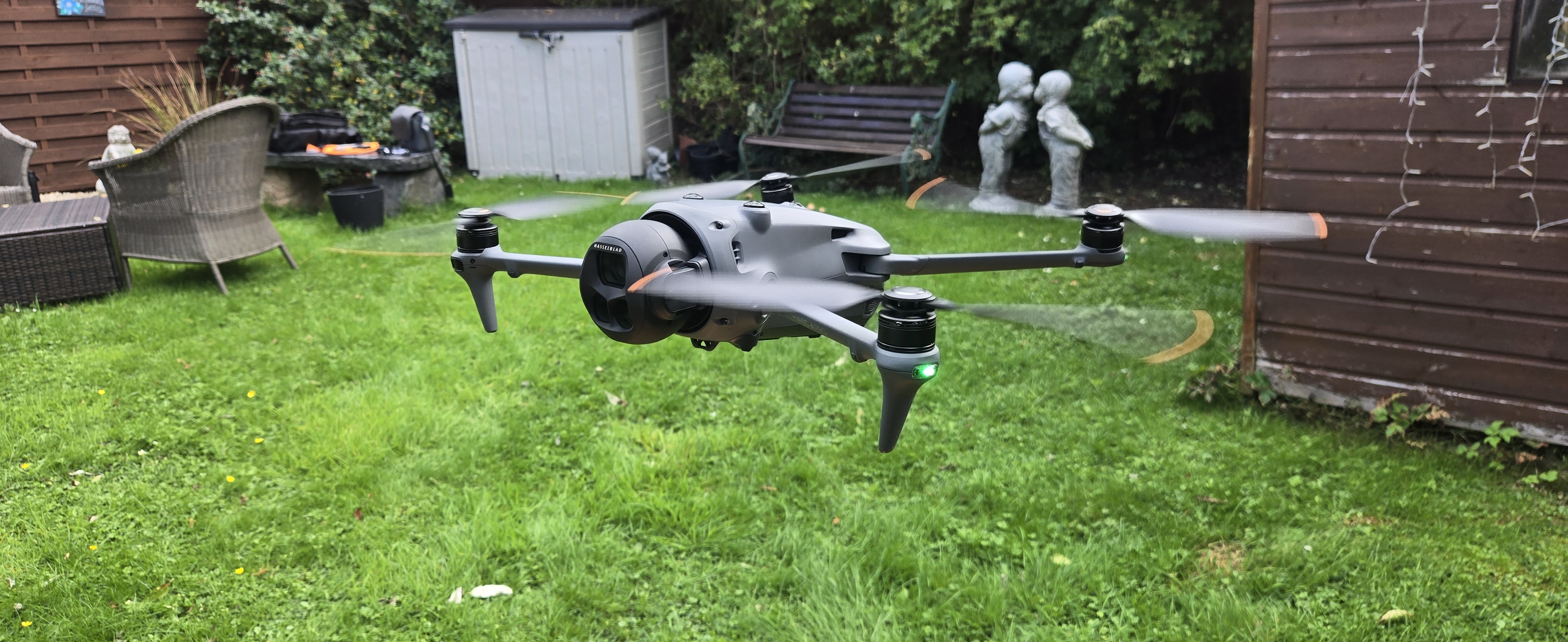 Dji mavic 4 pro premium drone rental – edinburgh & surrounds