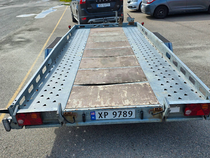 Biltransport henger.
