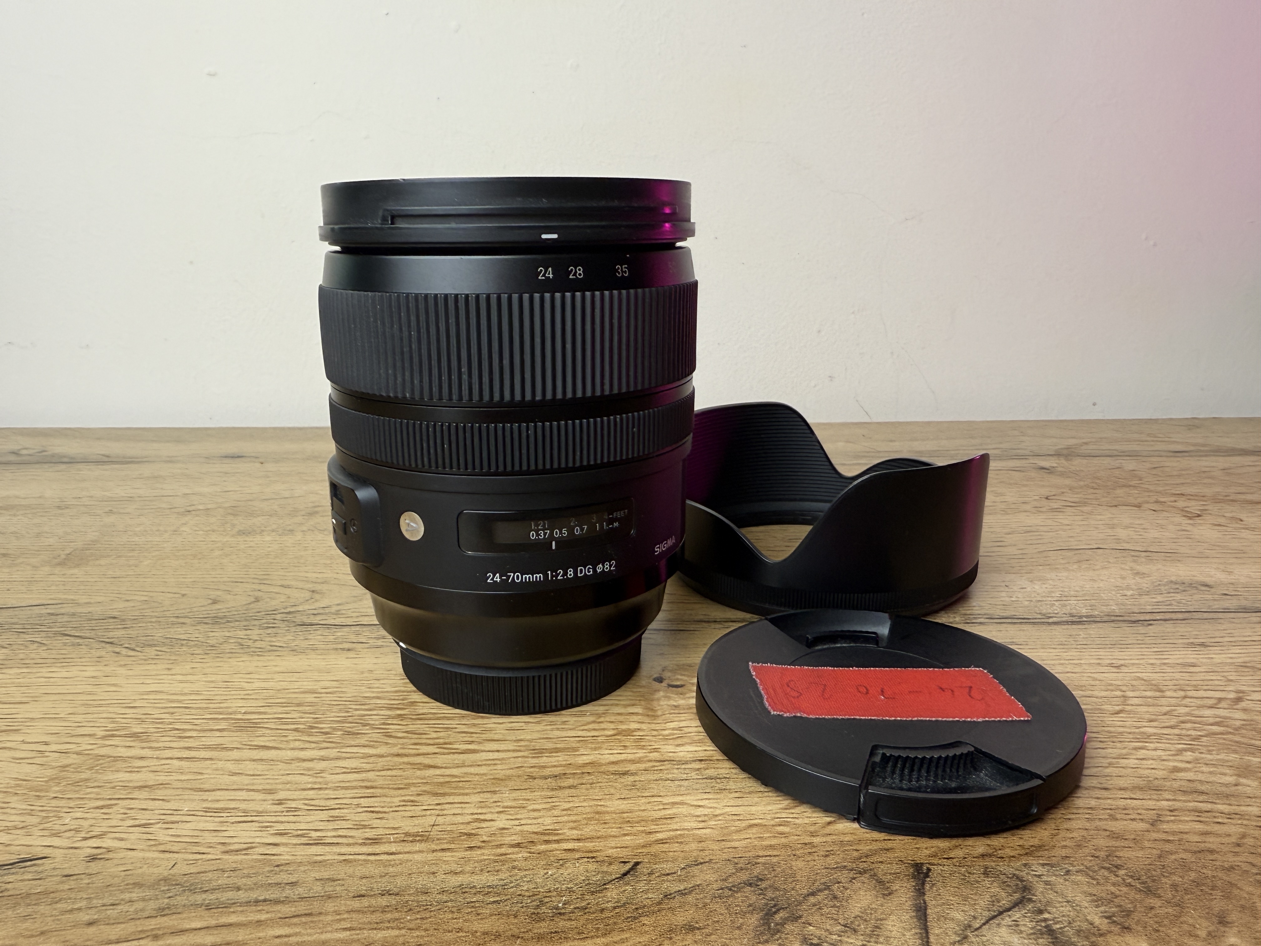 Sigma art 24-70 2.8 ef  - image stabilized lens