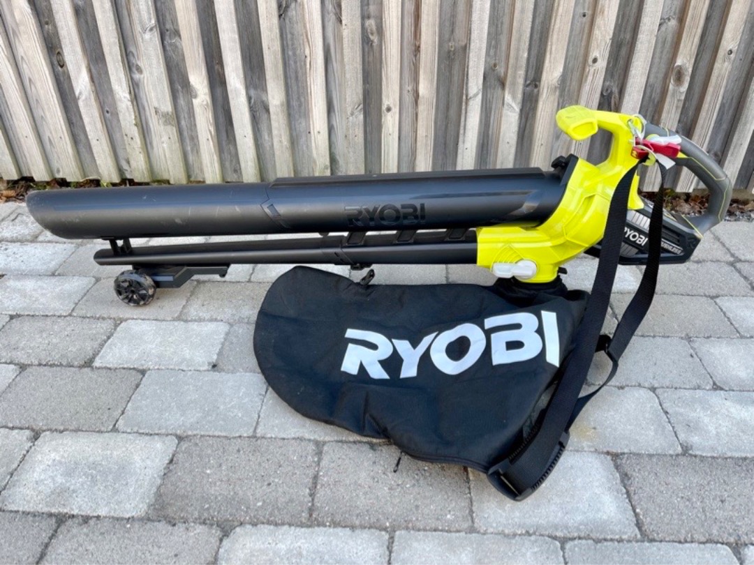 Batteridriven lövblås & lövsug med uppsamlare