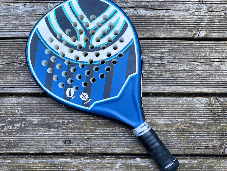 Padel racket