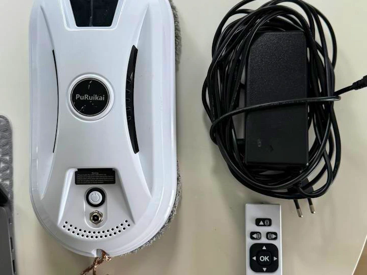Robot window cleaner puruikai n361 – clean your windows effortlessly! 🪟🤖