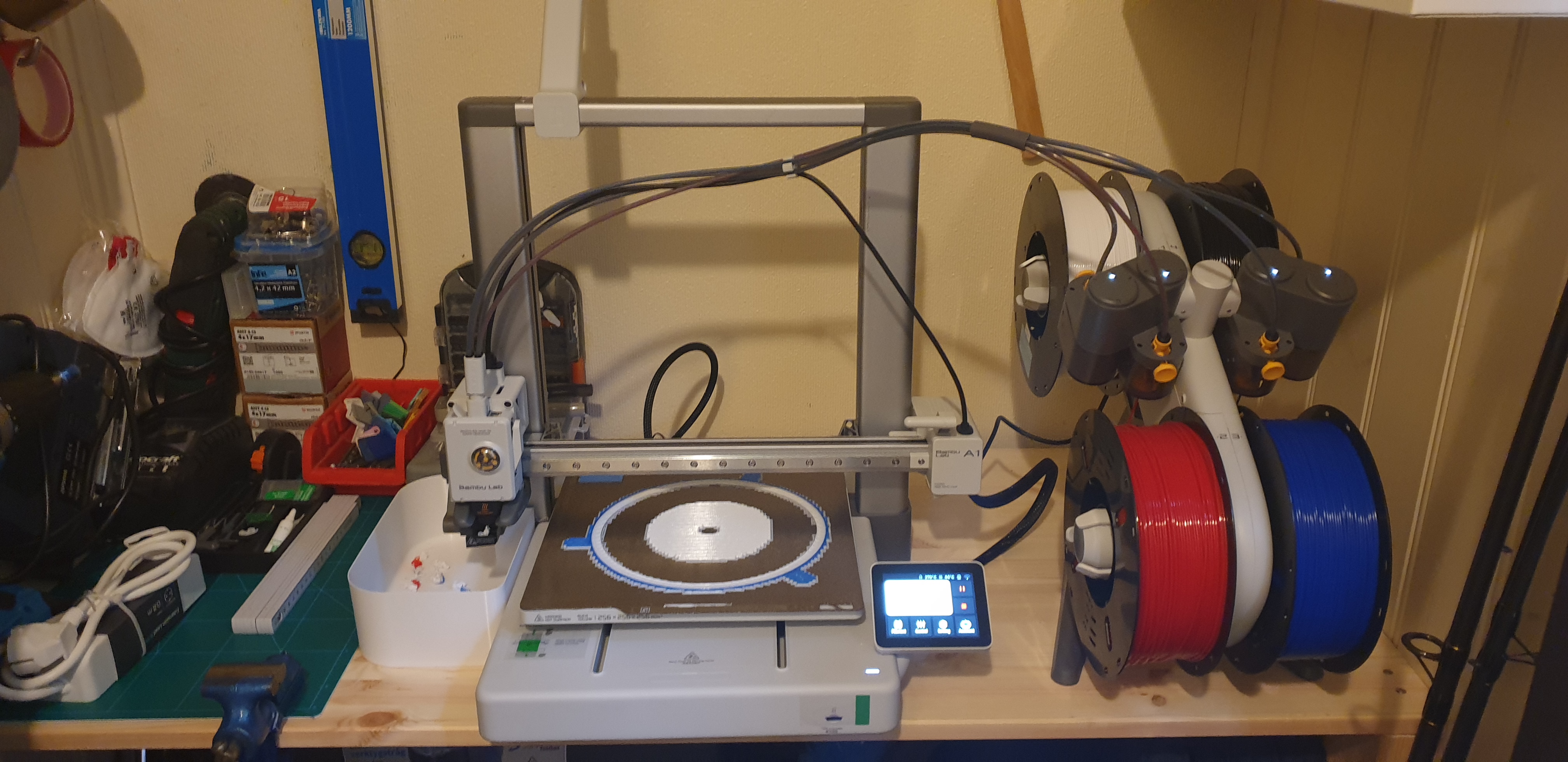 Utleie av 3d printer til dine modeller (bambu lab a1 med ams)