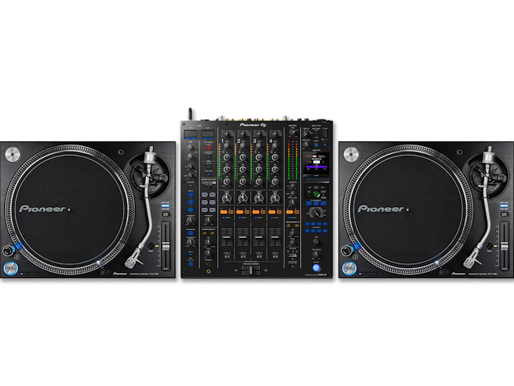 Pioneer dj 2x plx1000 turntables & djm-a9 with needles
