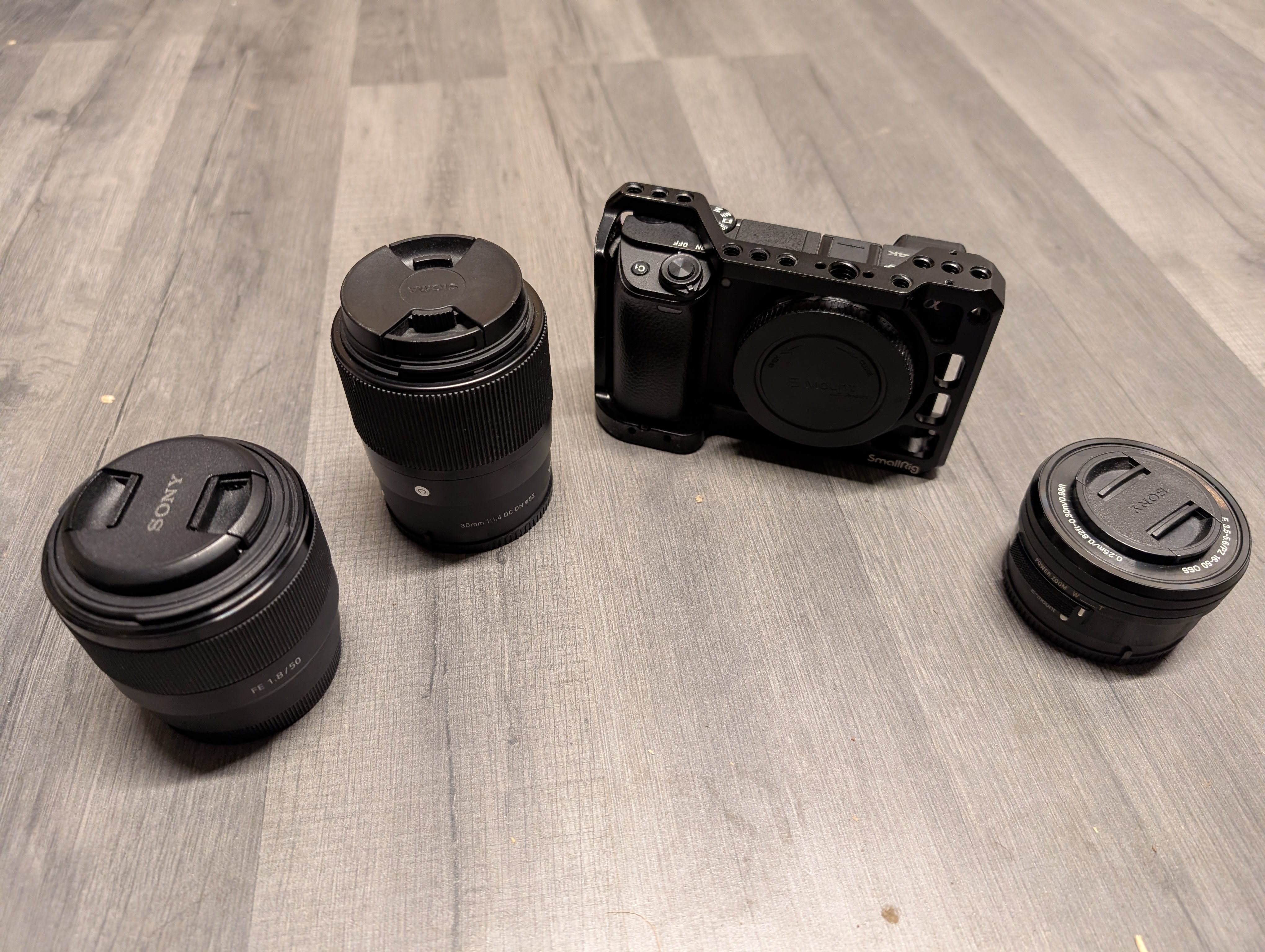 Sony a6400 +, 50mm, 35mm & kit lens