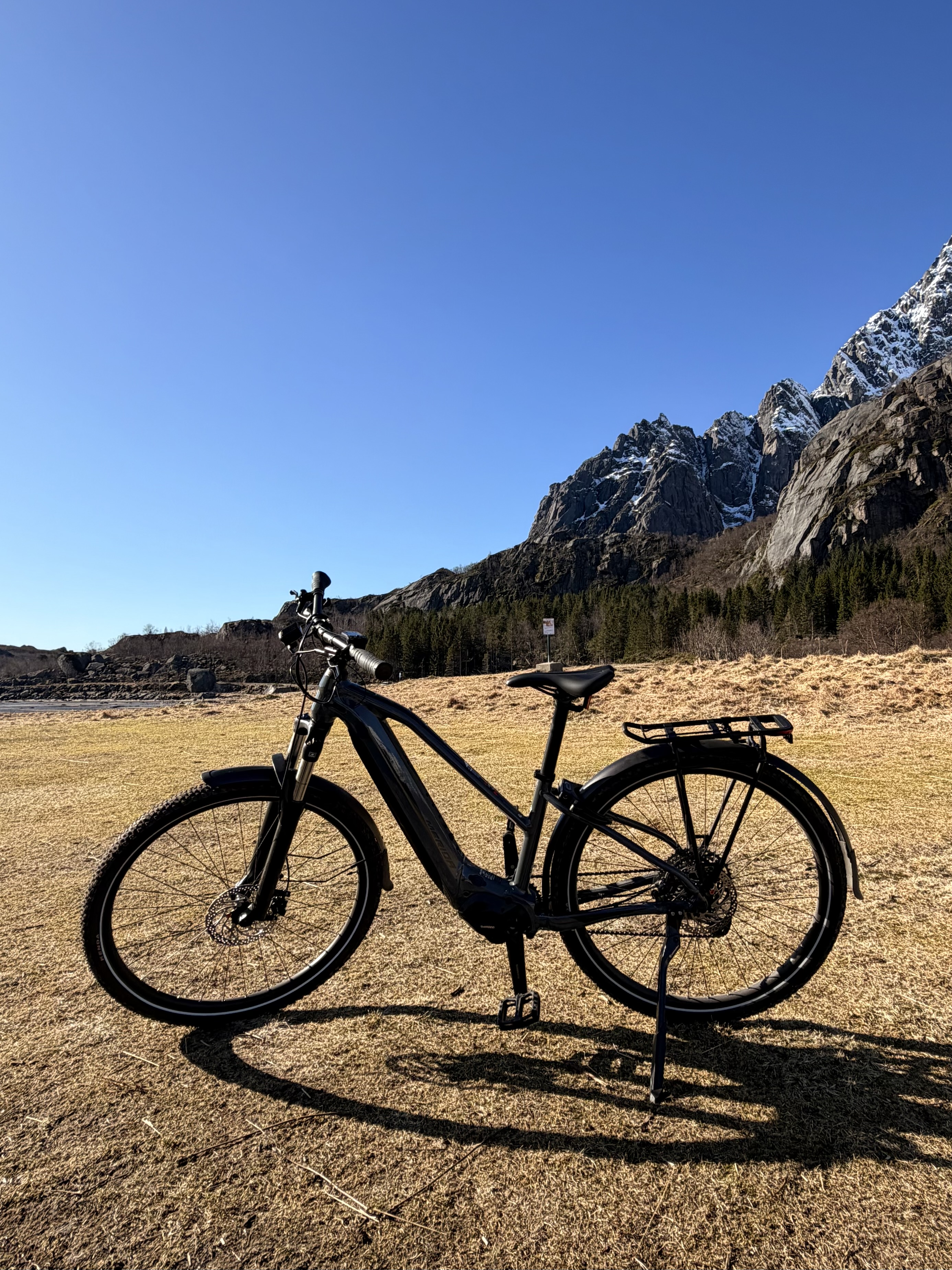  e-bike / elsykkel rental in lofoten – merida ebig.tour 400 eq