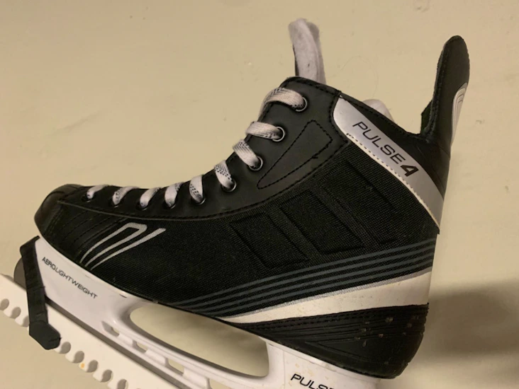 Skridskor st 40 och 46