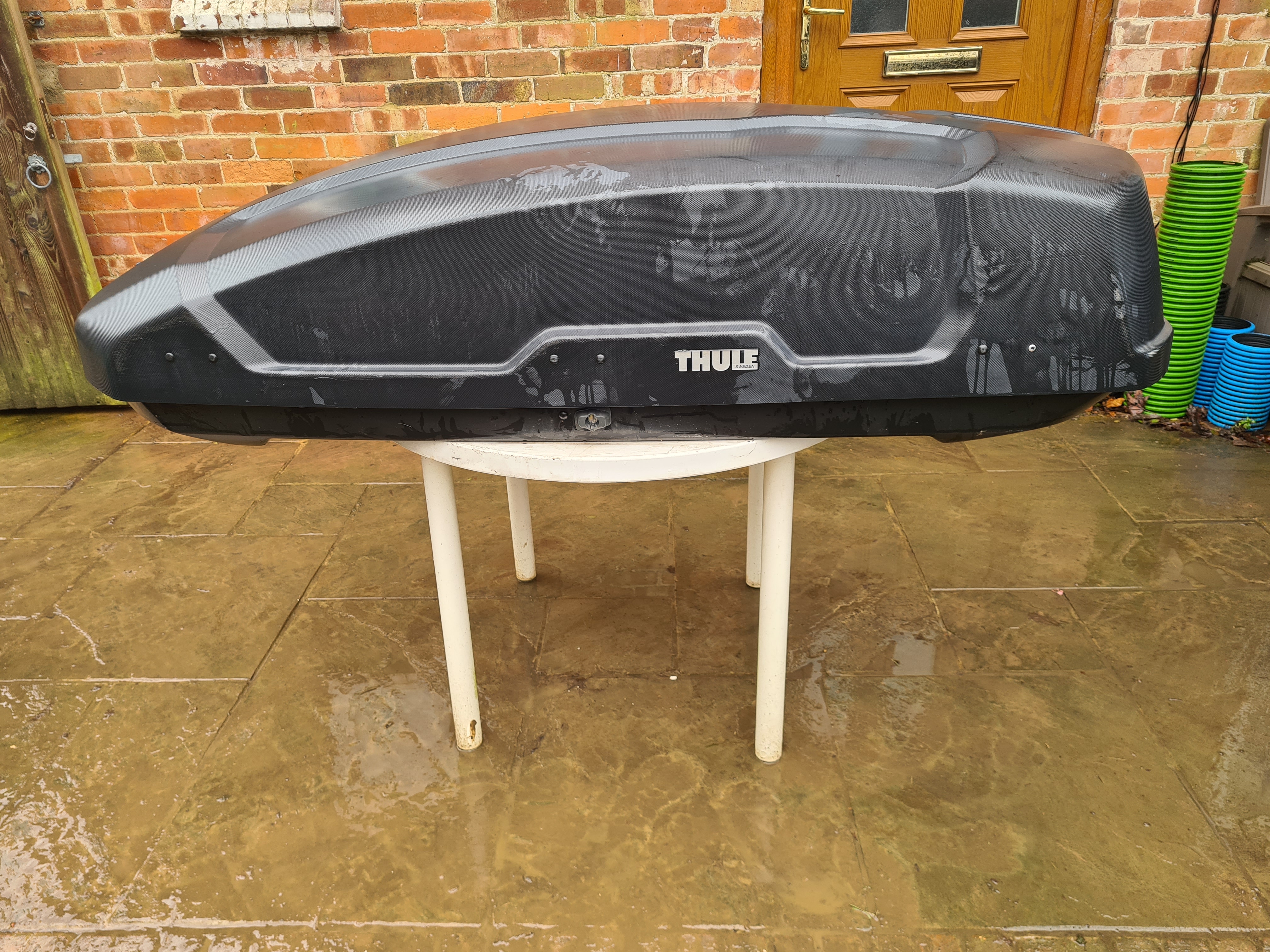 Thule force xt medium roof box 400l