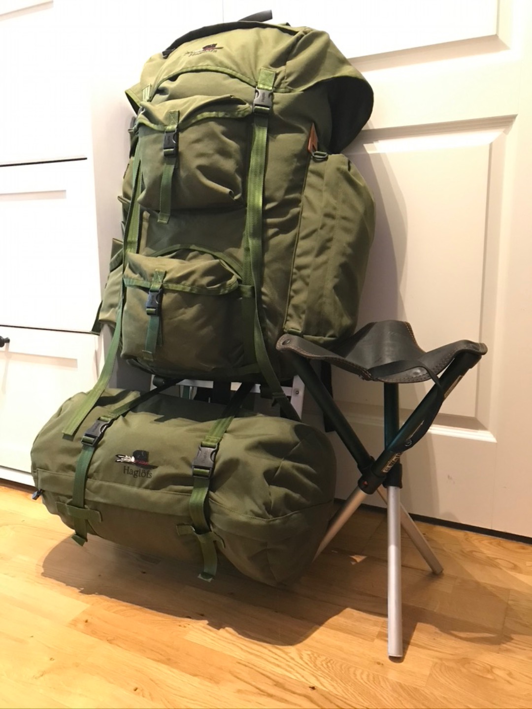 Haglöfs 90l med hopfällbar campingpall