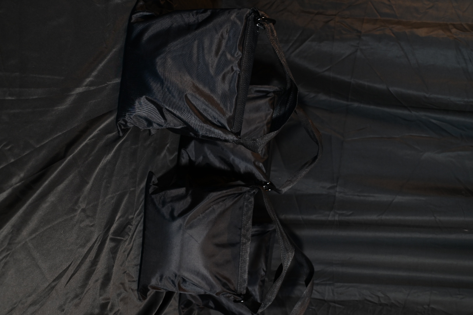 4x sandbags 