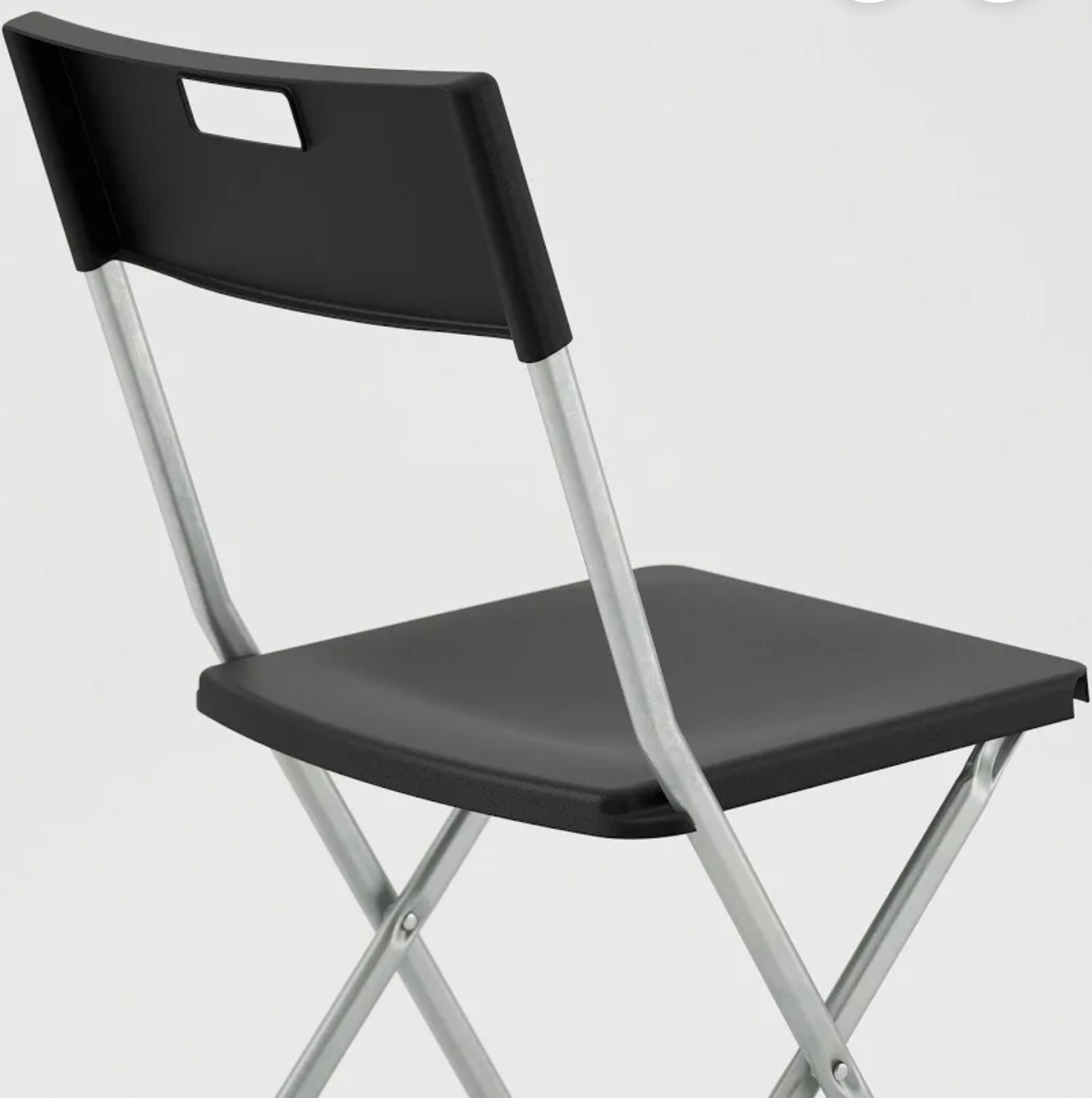 Två bord och 10 stolar 