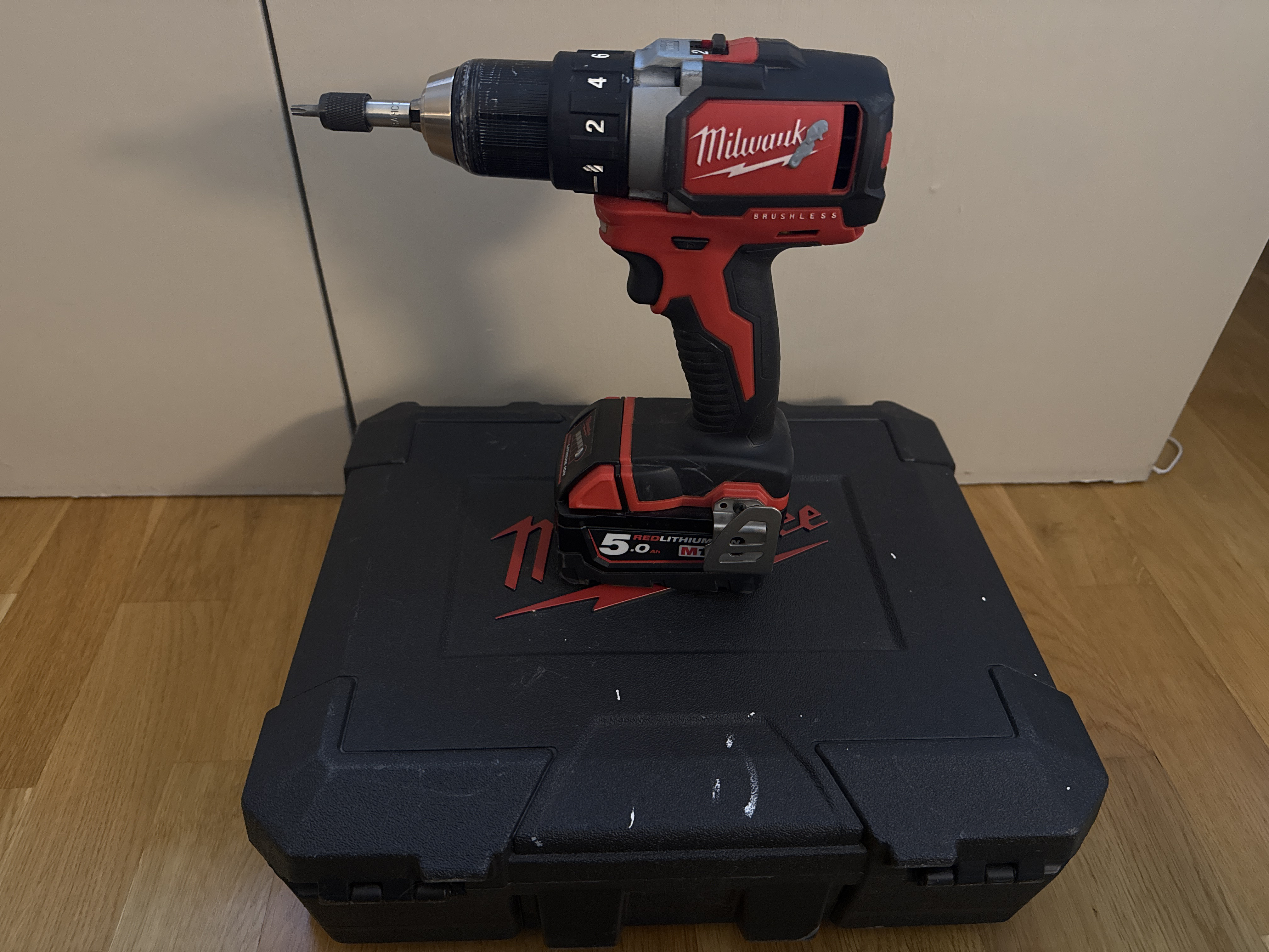 Milwaukee m18 bldd- 503c