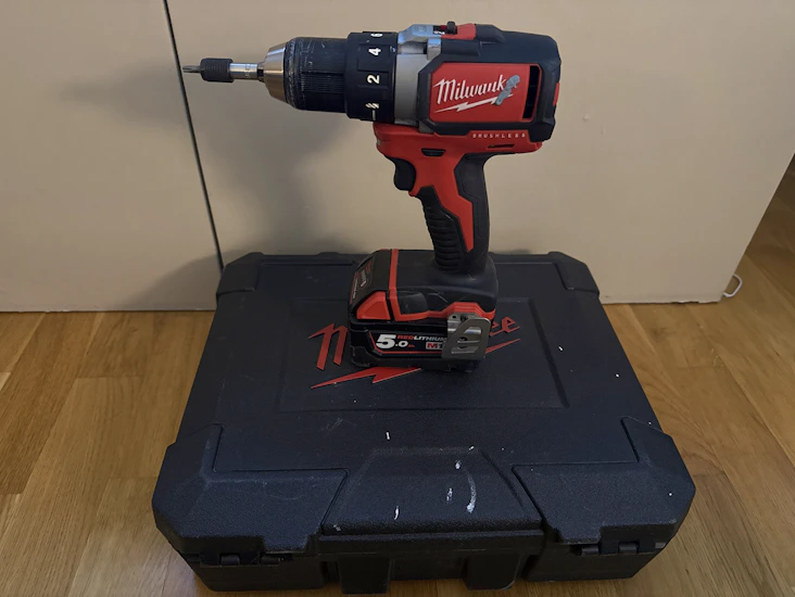 Milwaukee m18 bldd- 503c