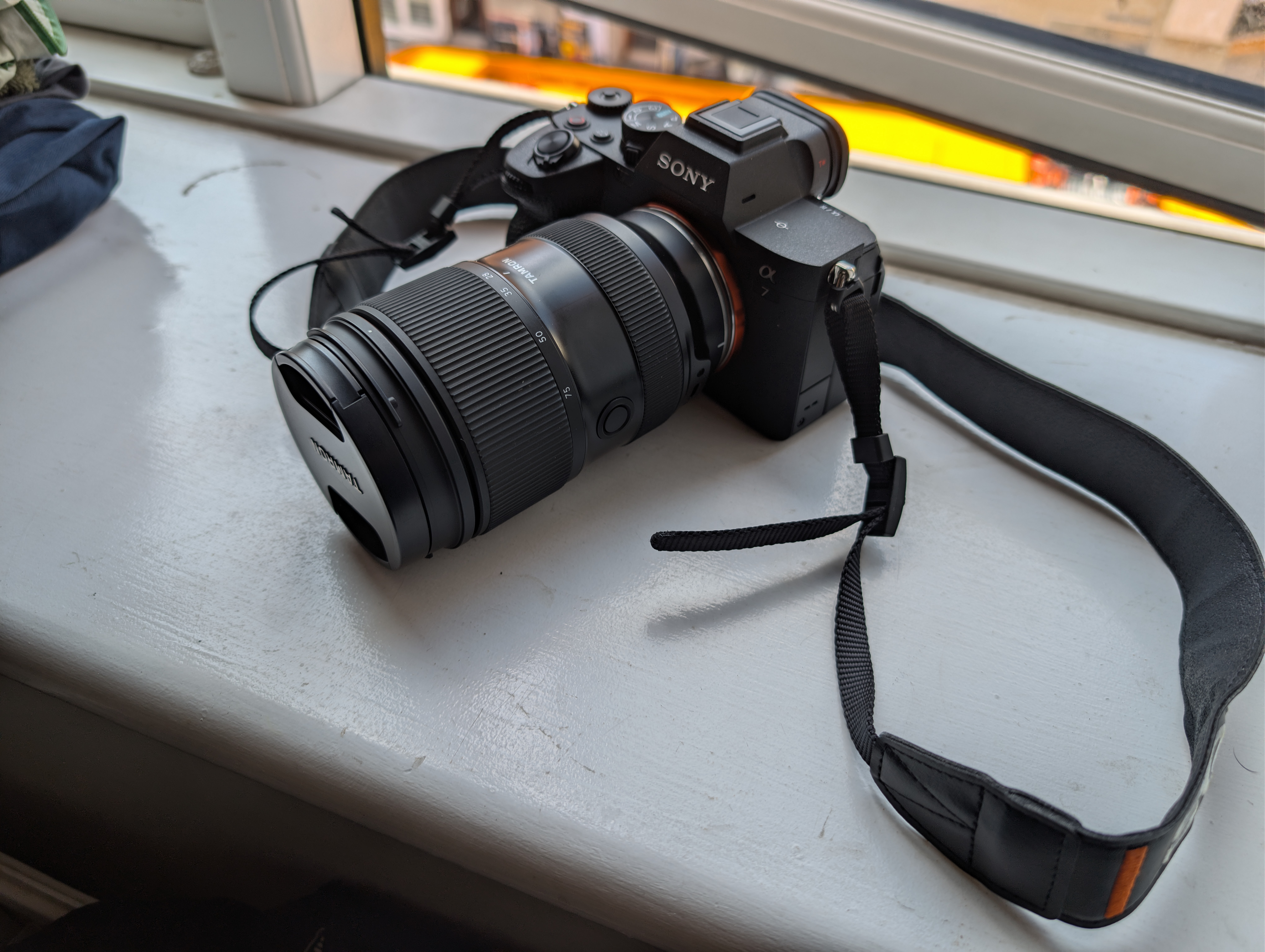 Sony a7 iv + tamron 28-75mm f/2.8 g2 | complete pro kit (4k video / photo)