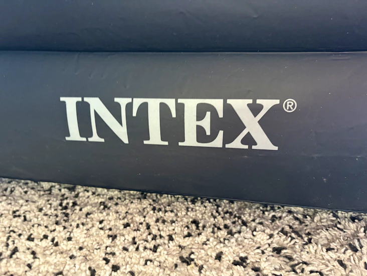 Luftmadrass intex 90 cm bred