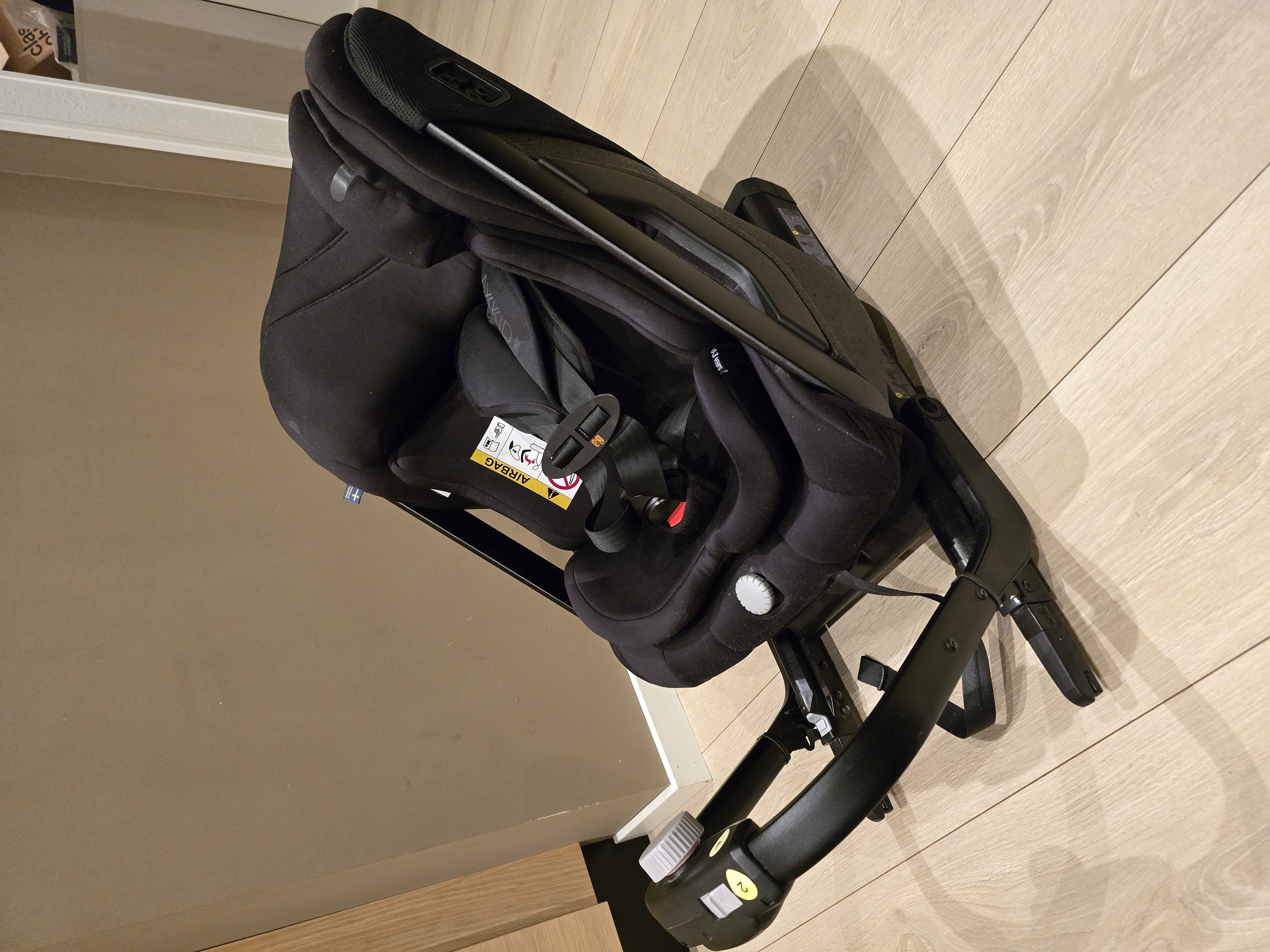 Axkid one bilstol 61-125 cm
