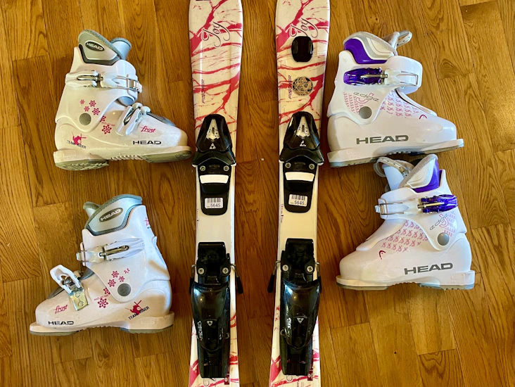 Barnskidor 80 cm pjäxor 175 och 185 mm slalom