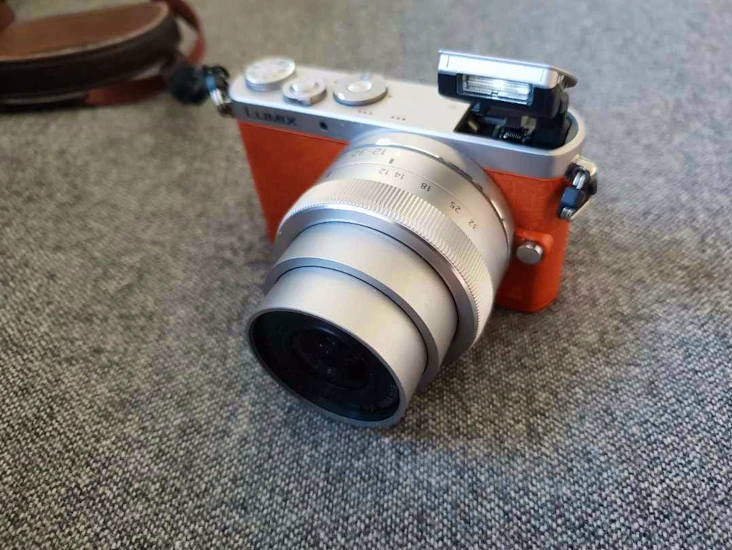 Panasonic lumix g (leica) inkl. objektiv