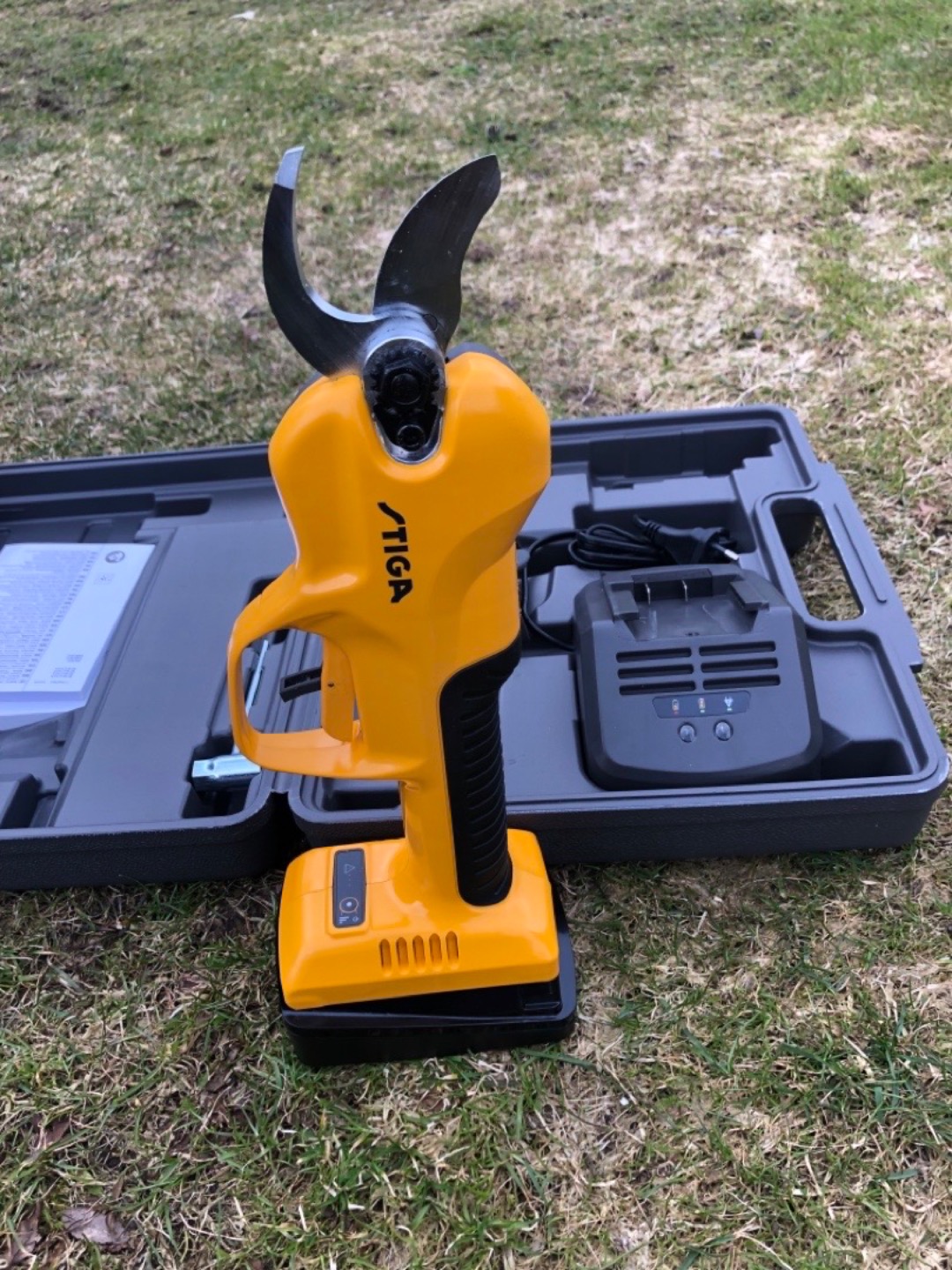 Sekatör stiga  batteridriven 