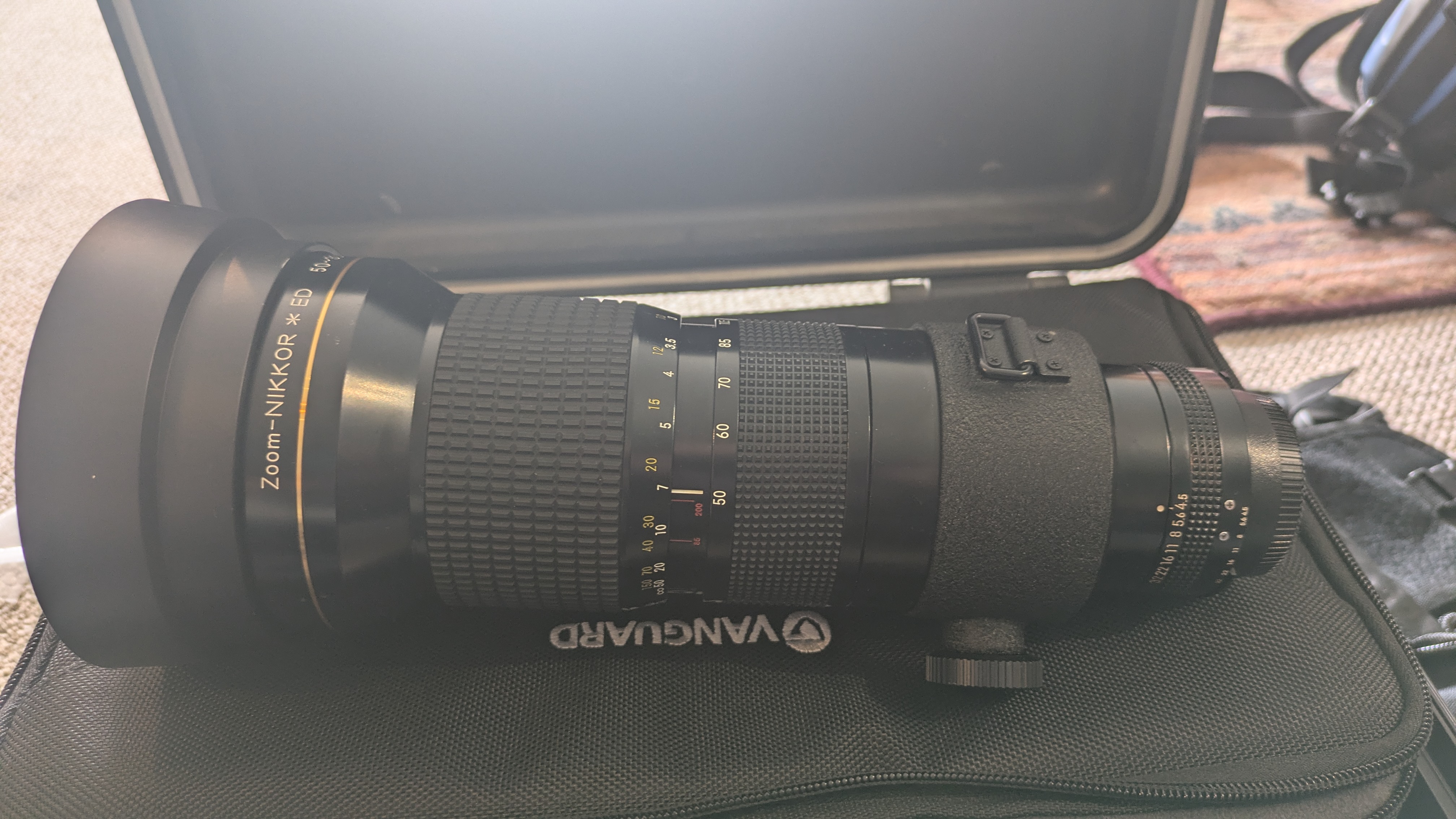 Nikon ai-s ais zoom nikkor ed 50-300mm f/4.5 mf lens