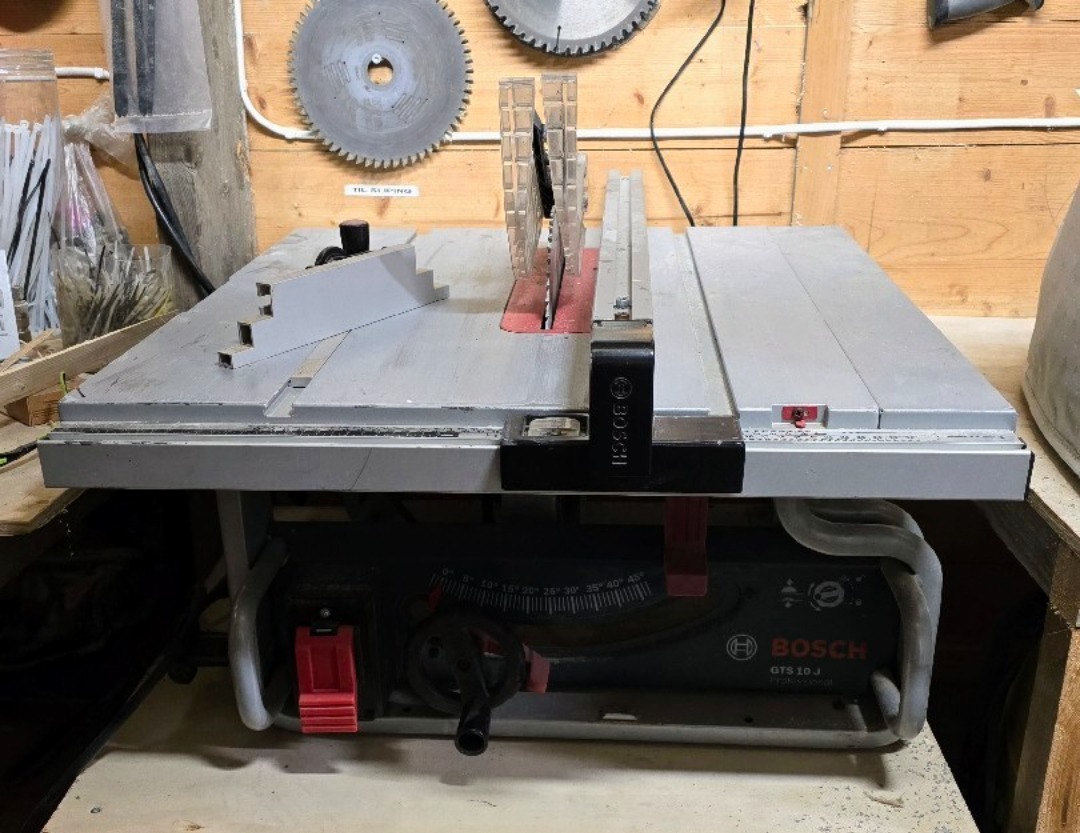 Bosch bordsag gts 10 j med stativ