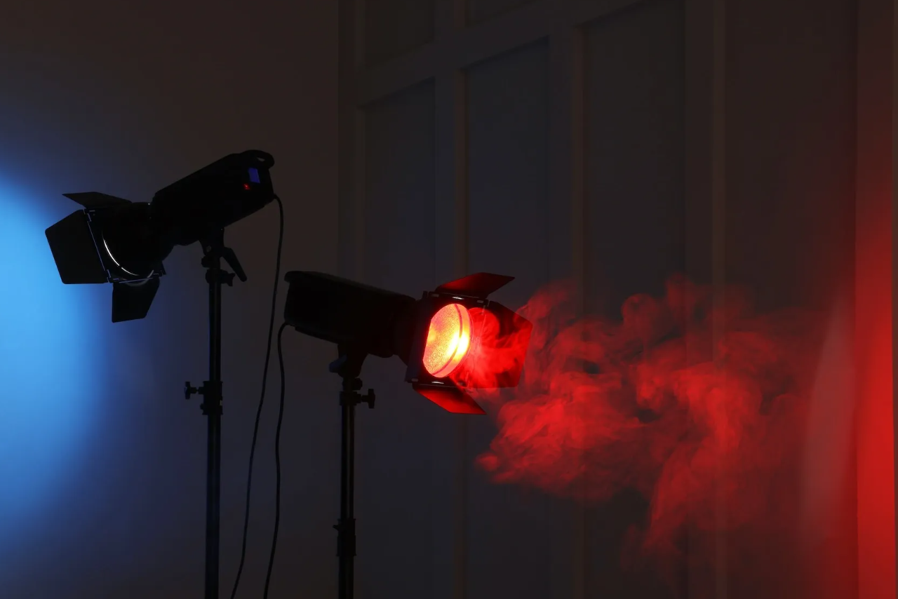 4x fresnel lights  lumen8 75w led fresnel lantern stage light rgbw (4x)  -  mp 75 rgbw - gb